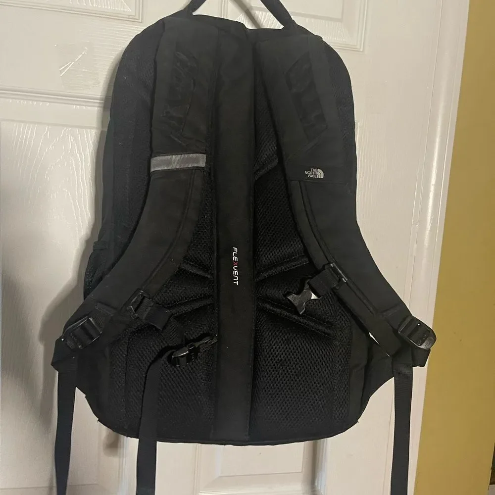 The North Face Unisex Black Vault Backpack